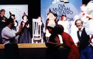 cbtij-realizacoes-dia-mundial-do-teatro-para-a-infancia-e-juventude21-2001